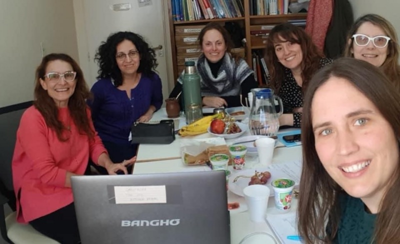 Adriana Wiedermann, Graciela Brito, Karina García, Laura López, Luciana Barreto y  Mabel Poy